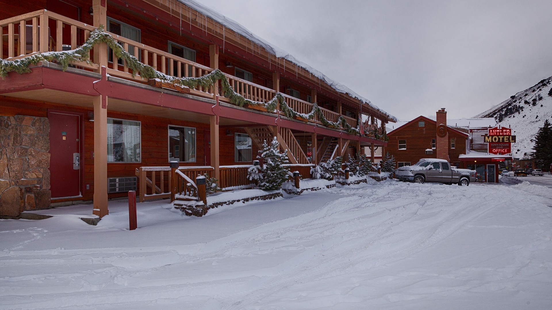 Antler Inn